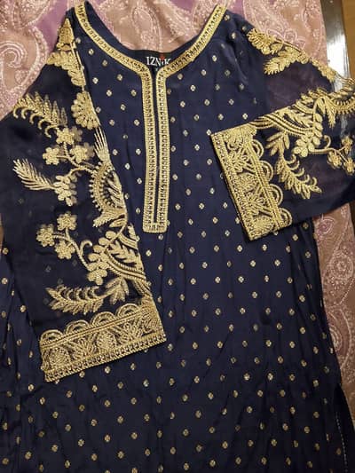 Iznik suit 2pc