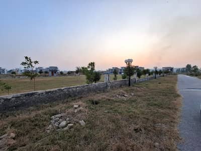 70 Marla Residential Land For Sale In Mian Channu , 3rd Plot From Main GT Road