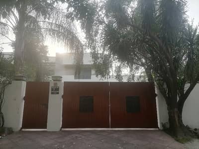 Aesthetic House Of 2 Kanal For rent Is Available