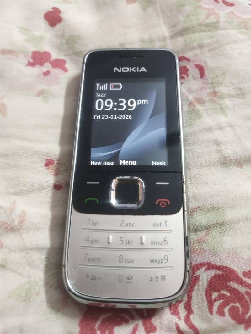Nokia 2730 - Mobile Phones - 1110656095