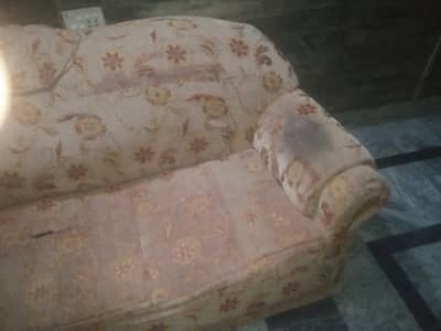 3 seater need poshesh