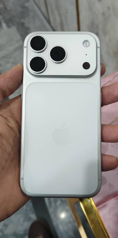 Iphone 17 pro 256Gb.