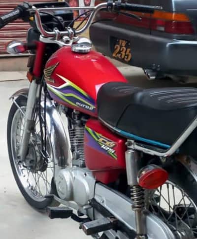 Honda 125 CG urgent for Sall call me 03226338933