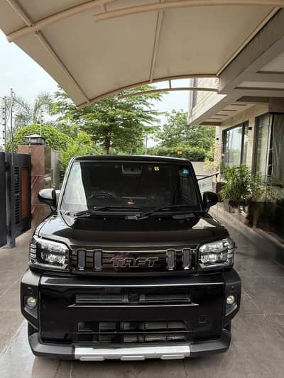 dihatsu taft fresh car