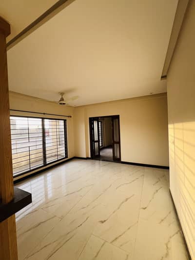 For Sale 4 Bed Dd Flat Askari 6 Prime Location 3000 Sq Fet 9th Floor