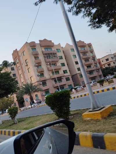 2750 Square Feet 3 Bed DD Flat G+5 Building 3rd Floor Askari 5 Sector D