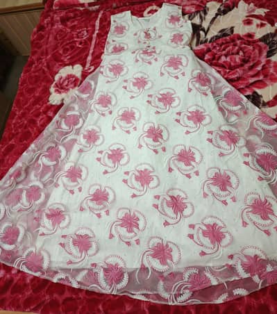Pink or white and boski color maxi frocks for sale