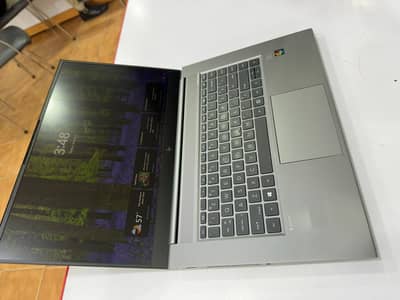 HP Z BBOK STUDIO G8 15.6"|32/512|Core i9 11 Gen| 6 gb GeForce RTX 3060