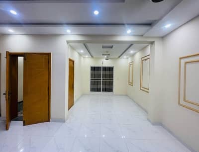 Double Storey 4 Bed Full House For Rent In Ali Park Near Airport Bhatta Chowk Gas Available (0335-5779339)