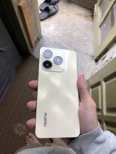 Realme C61