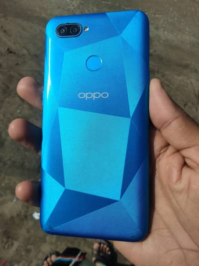 OPPO A12 3 Ram 32 Memory.