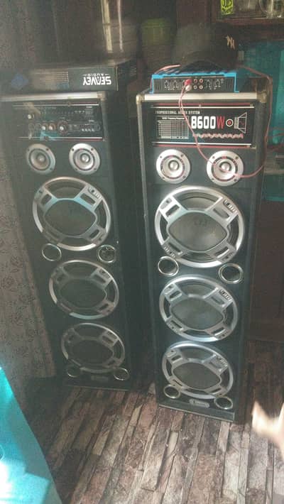 model8600 power speakers