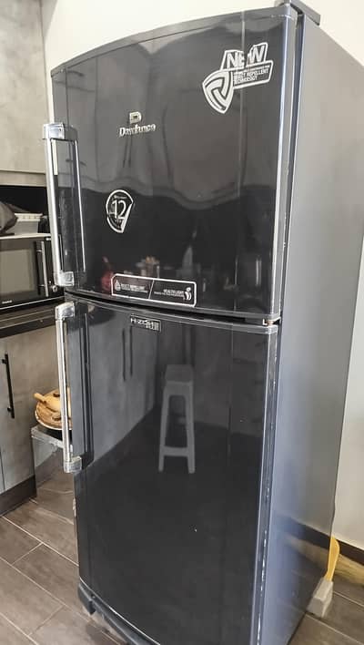 dawlance fridge refrigerator