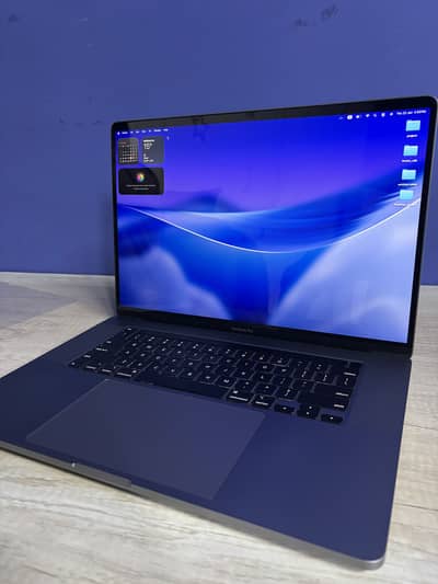 MacBook pro i9 2019 32Ram 512Rom