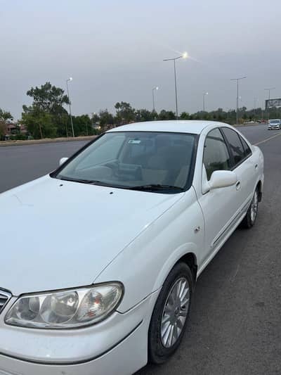 Nissan Sunny 1.6 Automatic – Model 2005 (Excellent Condition)