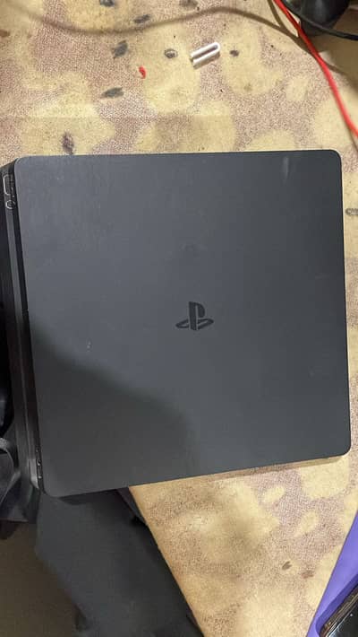 PS4 slim