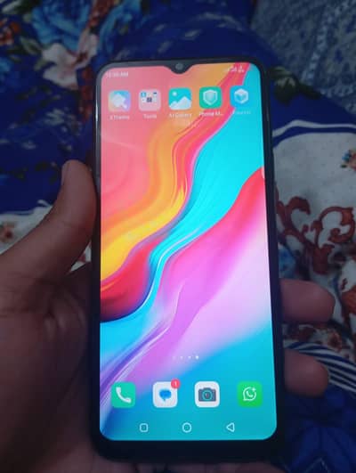 infinix Hot 8. . . . . . 4/64 original phone