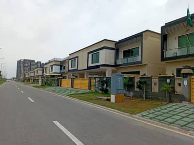 CHANCE DEAL 375 SQUARE YARD HOUSE FOR SALE