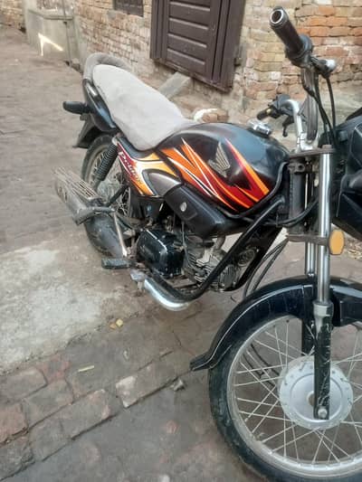 Honda pridor Black