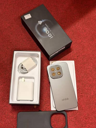 Iqoo 15 | Snapdragon Processor | AMOLED Display | 5G Phone