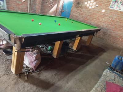 snooker table