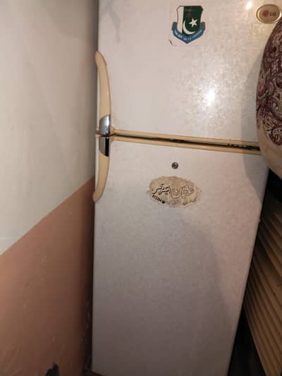 Dawalance fridge used for sale . price 14 thousands