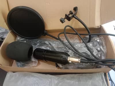 Podcast and Original bm800 condenser microphone