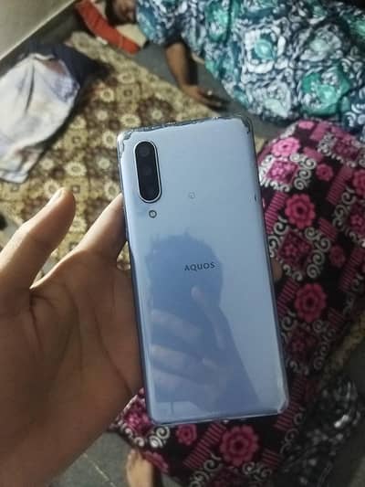 Sharp Aquos Zero 5G Basic