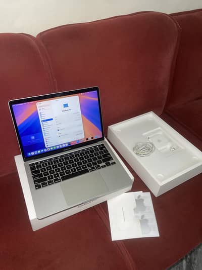 Apple macbook pro m1 chip 2020 full box