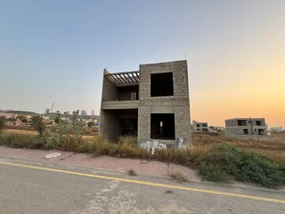 125 Sq Yd Grey Structure Villa For Sale Precinct 11B, Bahria Town Karachi 10 Min from Main Gate | 3/4 Bedroom Planning Under Construction | Save Up to Rs. 2 Million & Finish Your Villa Your Way Call for Details.