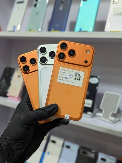 iPhone XR Converted 17 Pro 64GB 90 plus Health original Display 10/10