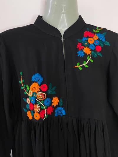 Elegant Women’s Formal Dress – Premium Fabric & Stylish Look