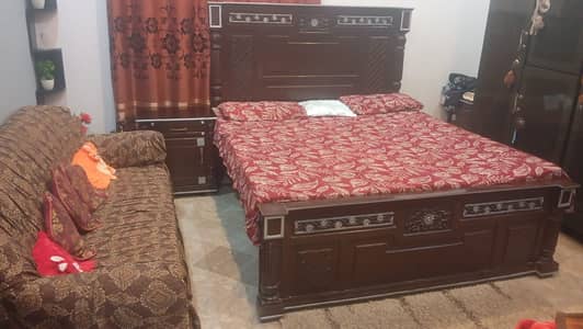 king size bed . daresing. showcase . sofa set 5 sitar