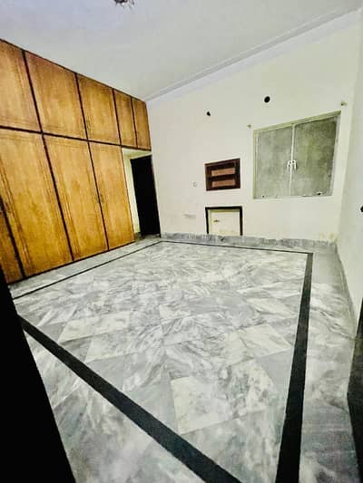 5 Marla lower Portion For Rent in Sabzazar Near To Main Near To Market Fori Rabta keray