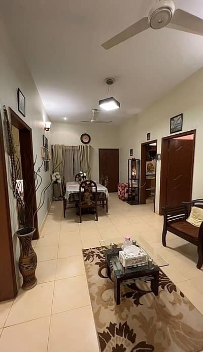 Book Corner Lower Portion Today In Gulshan-e-Iqbal - Block 1