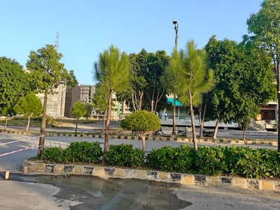 Main Double Road Top City 1 - Block D Residential Plot Sized 10 Marla For sale