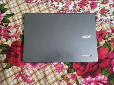 Acer C740 Windows 11 installed with charger more in description