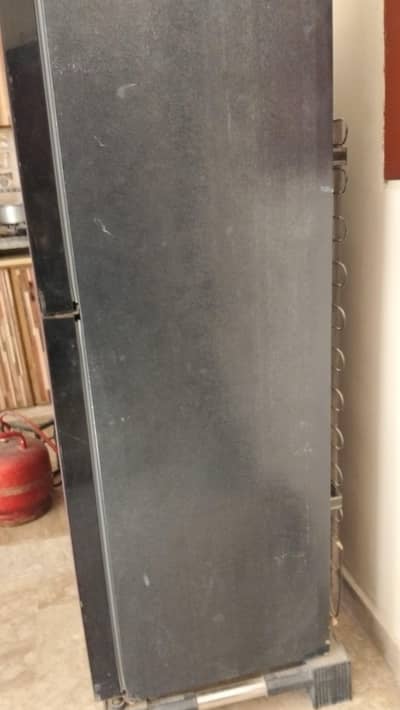 I'm selling my fridge