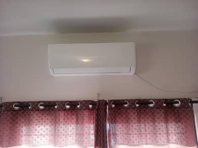 Gree 1 Ton Inverter AC