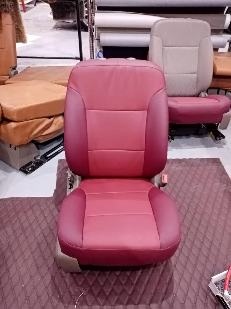 گاڑیوں کے سیٹ کور بنانے کے لئے فل کاریگر کی ضرورت ہے 6