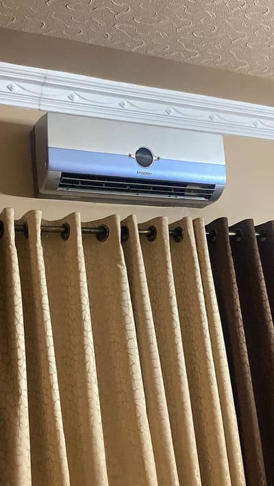 Kenwood 1 ton AC non inverter