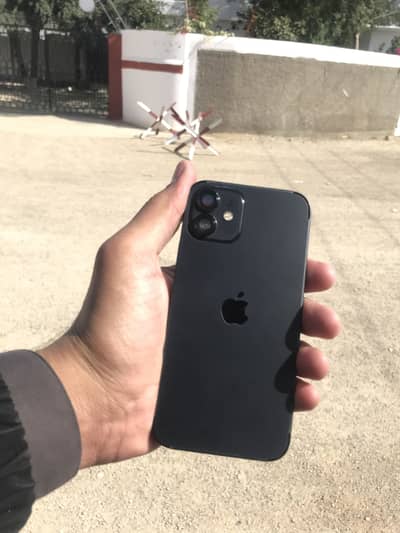 iPhone 12 64GB Black