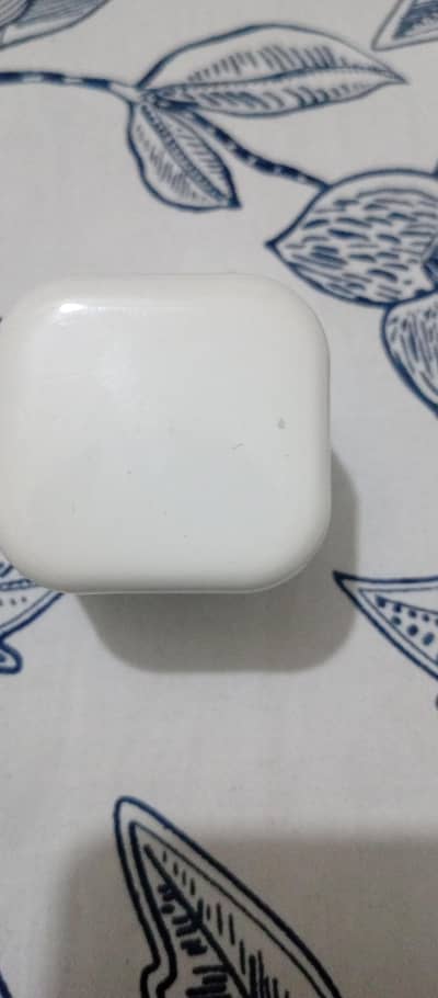 iphone charger with box brand new condition