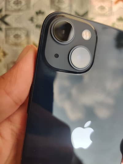 iPhone 13 Jv 10/10 10 months offical warrenty waterpack no open repair