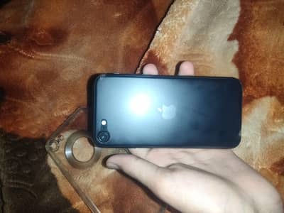 10/10. || 100 %batter health JV 64 gb Iphone se3