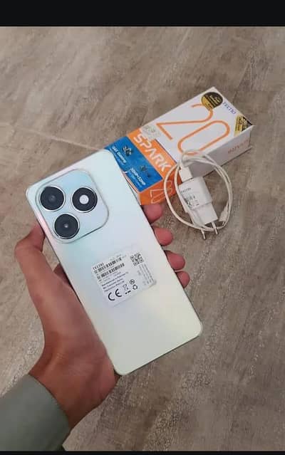 tecno spark 20 8+8 GB 256 GB foll box 5000 battery processor 85