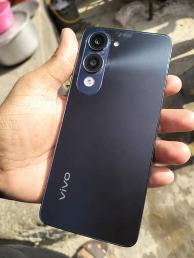 sell mobile , vivo y04 ,