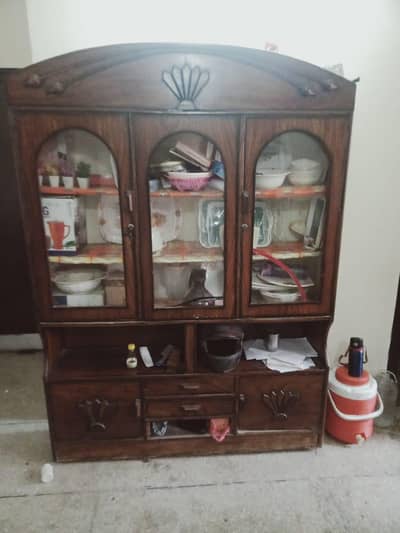Almirah and dressing table