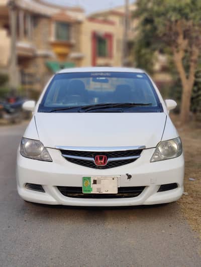 2006 Honda City – Manual • Alloy Rims • AC • LCD • White
