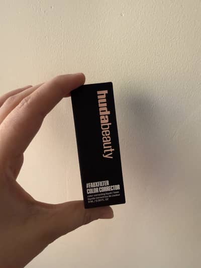 HUDA BEAUTY  PRODUCTS WITH RECIPT AVAILABLE